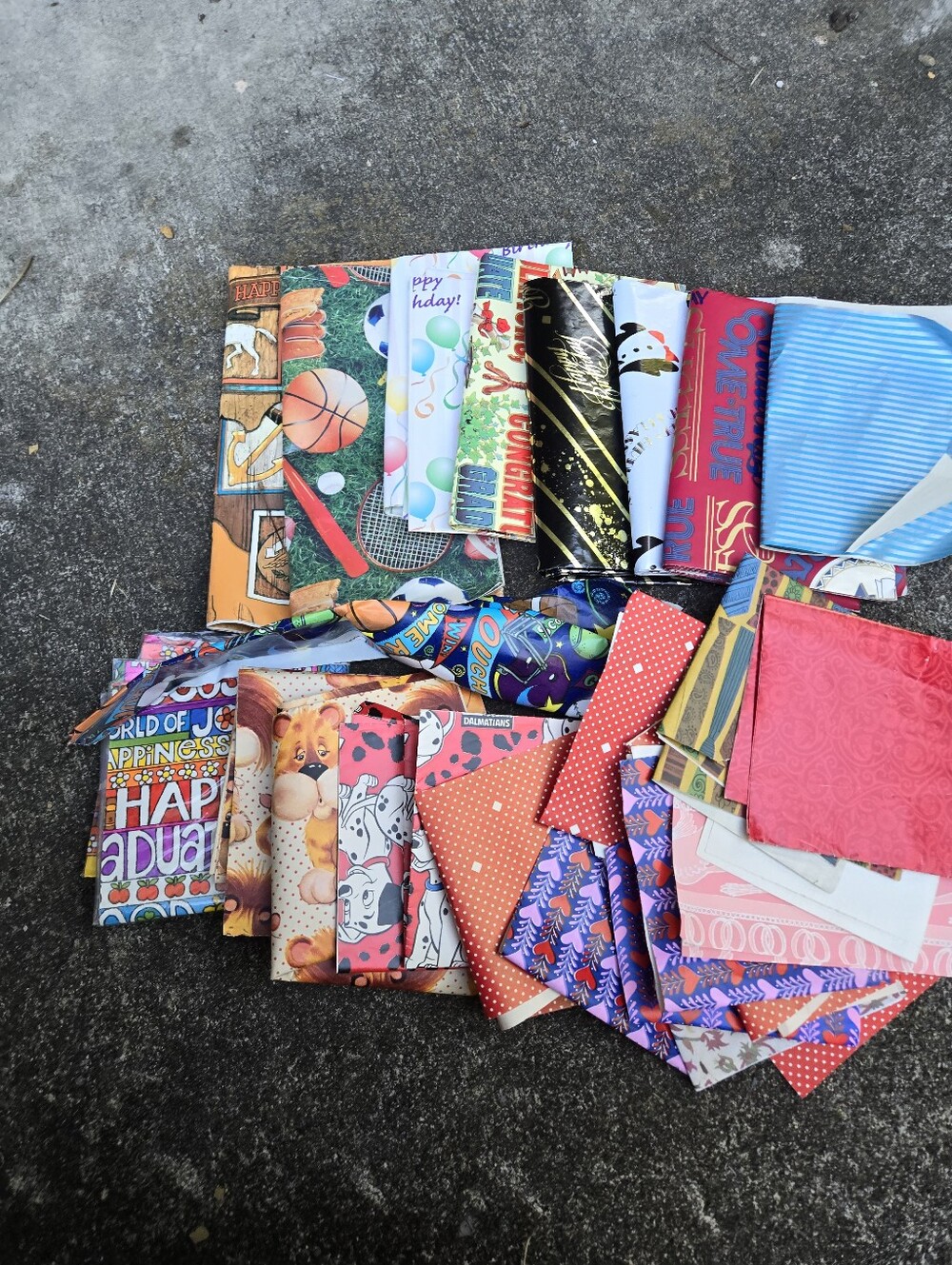 Vintage Gift Wrap / Scrapbooking Paper Lot